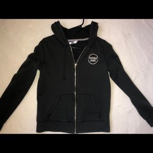 Victoria Sport Sweatshirt